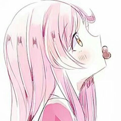 新疆一水渠遍布救命绳